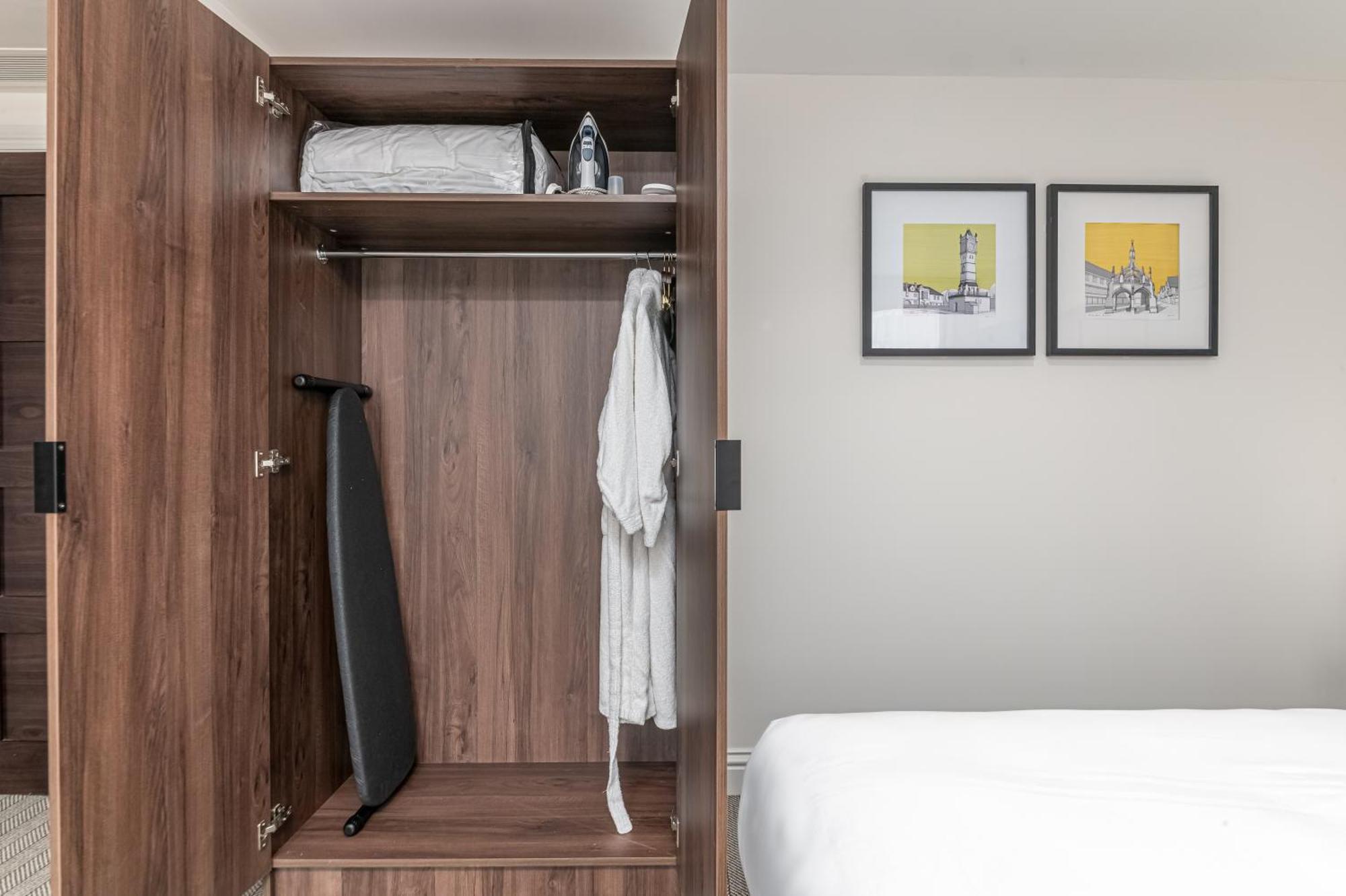 Mercure Salisbury White Hart Hotel & Apartments Luaran gambar